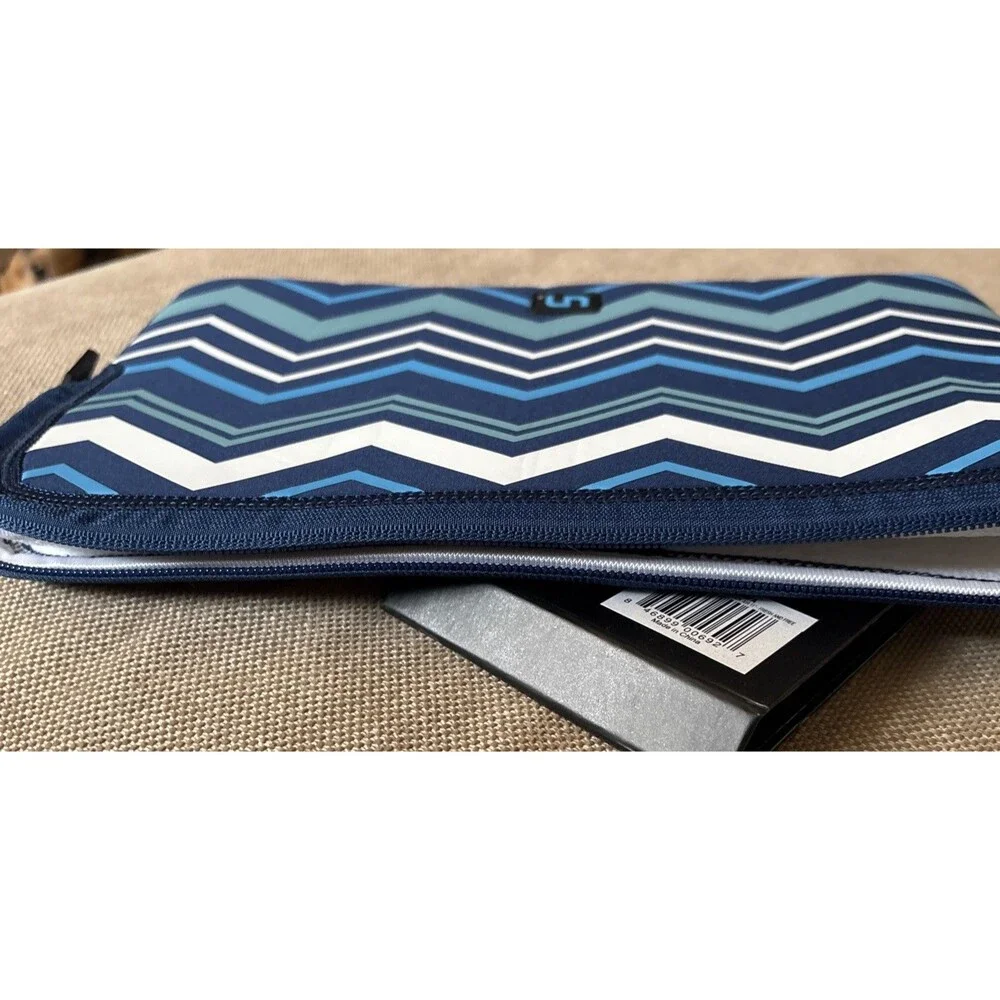 Uncommon sleeve for MacBook air sleeve bag 11